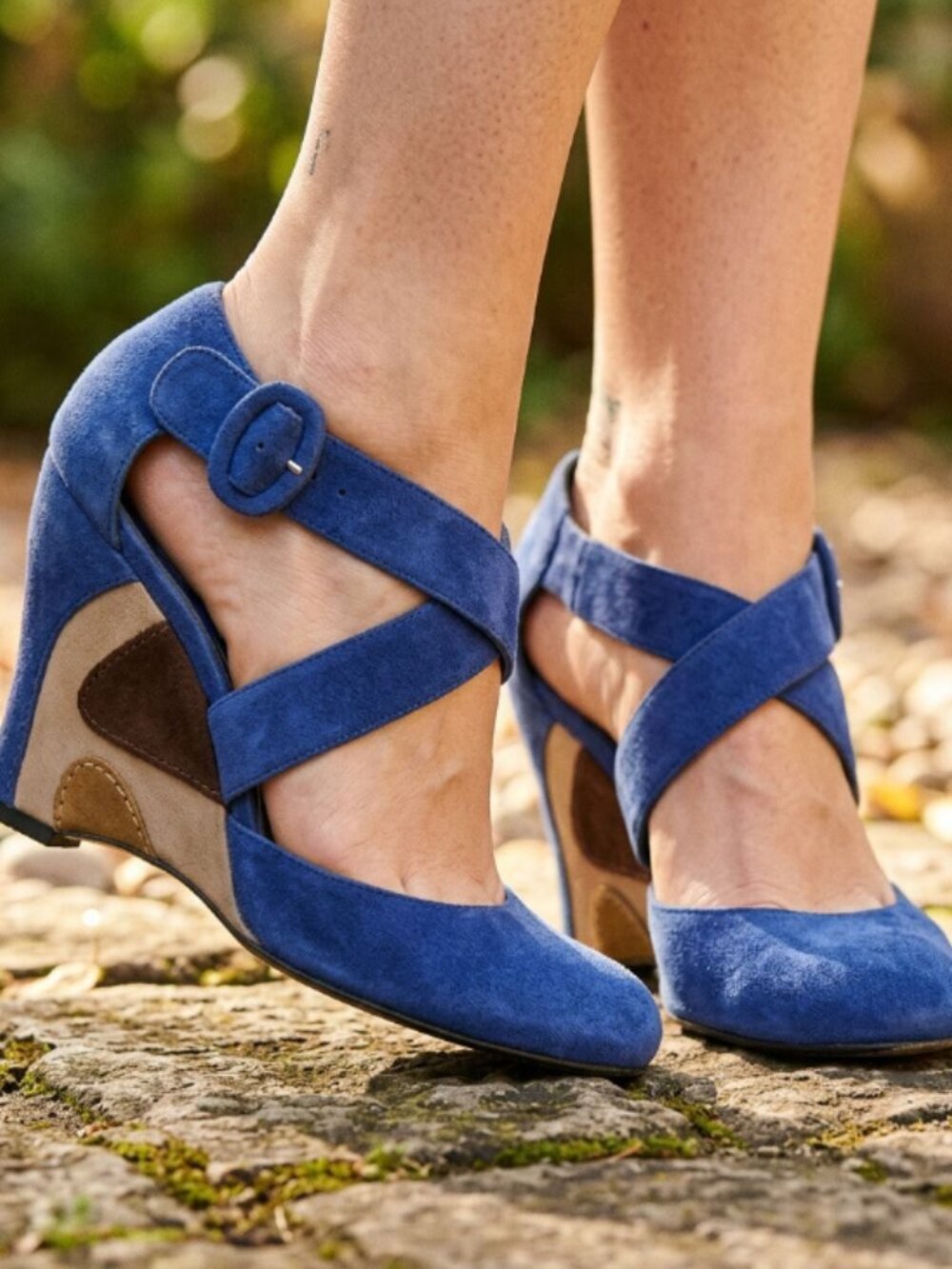 Vtg y2k Emilio Pucci Blue Suede Wedge Heels 36.5